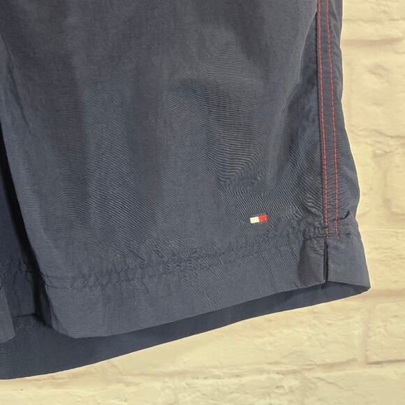 F Tommy Hilfiger Red Navy Colorblock Swim Trunks Shorts Mens Size L Preppy - Picture 3 of 10